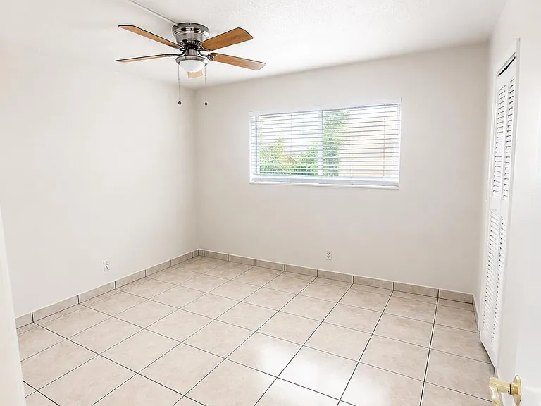 1814 E Oakland Park Blvd #41 — Photo 7