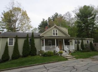 118 Farnum Pike, Smithfield, RI 02917