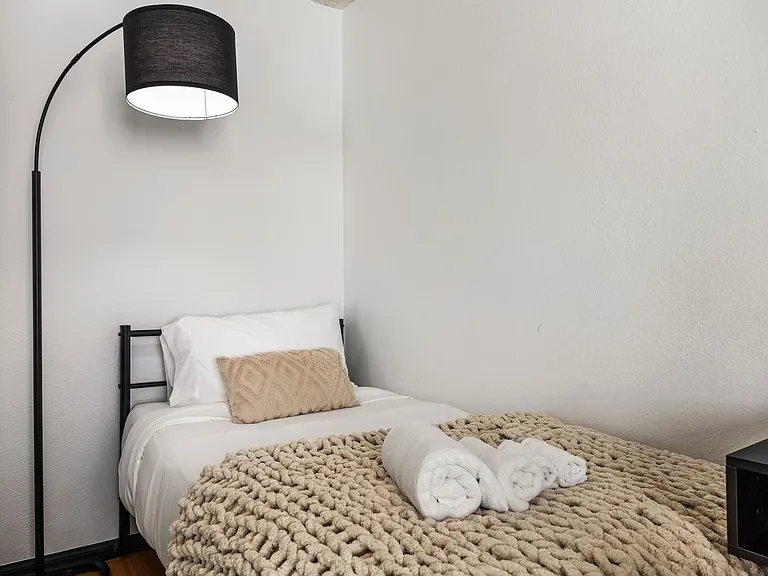 1823 Pelham Ave #6 — Photo 26