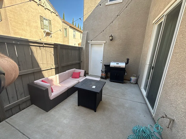 95 Talmont Cir — Photo 19
