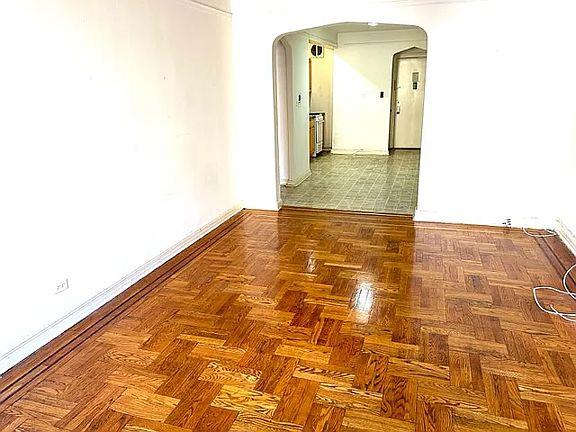 2nd image of 47-25 40th St #3I