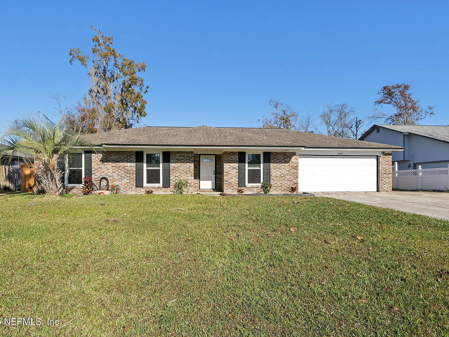 4 bed, 2.5 bath, 2002 sqft, $2,600 — Photo 1