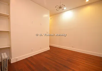 Rented by Steven C Bohbot, LREB