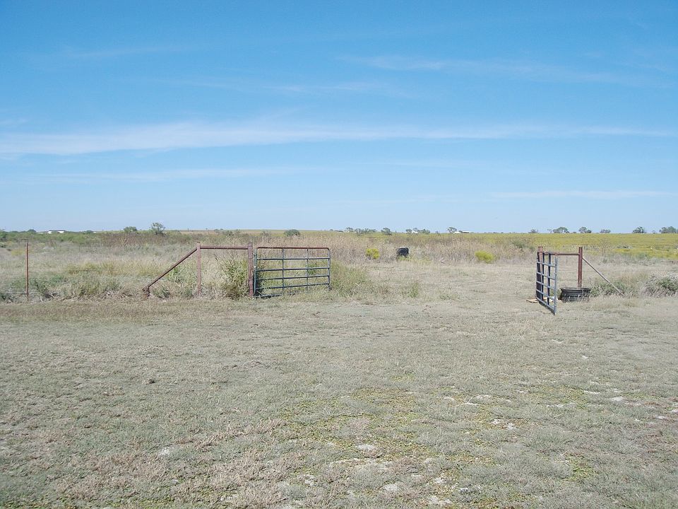 4.98 Acres w/Tank