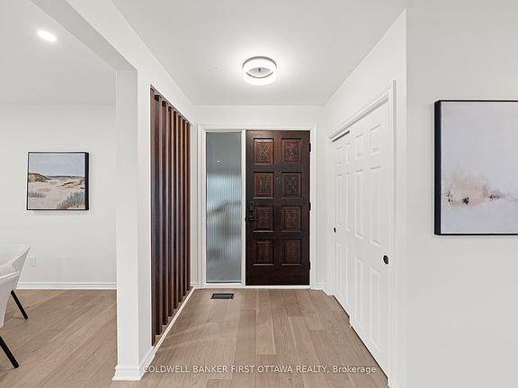 4th image of 26 Spring Garden Ave