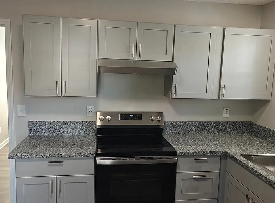 329 North Tipton Street — Photo 4