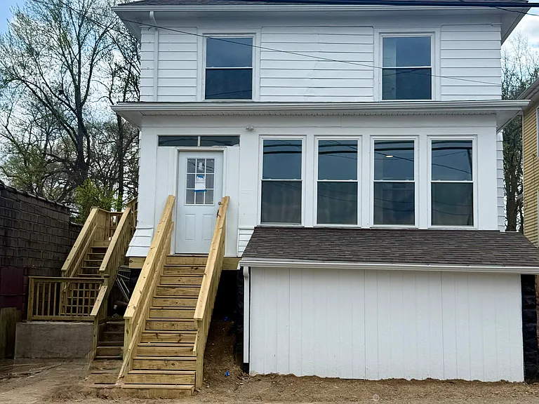 1024 W Muskingum Ave — Photo 7