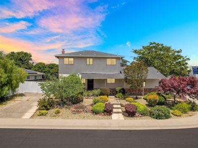 19800 Carnation Ln, Castro Valley, CA, 94546
