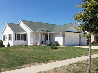 600 Lavern Ridge Rd, Mount Horeb, WI 53572