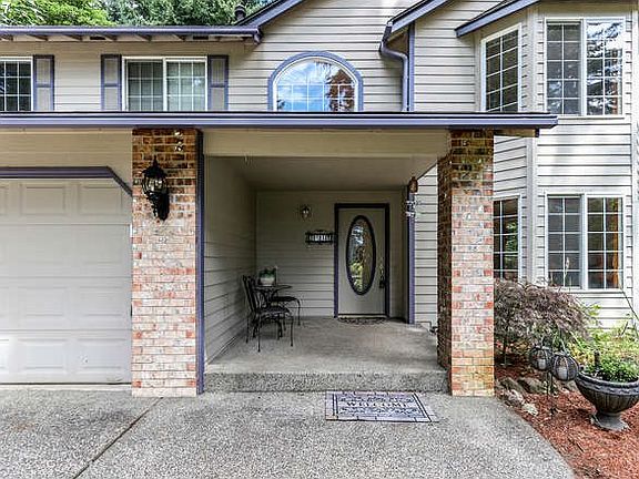 3rd image of 2212 NE 149th Ct