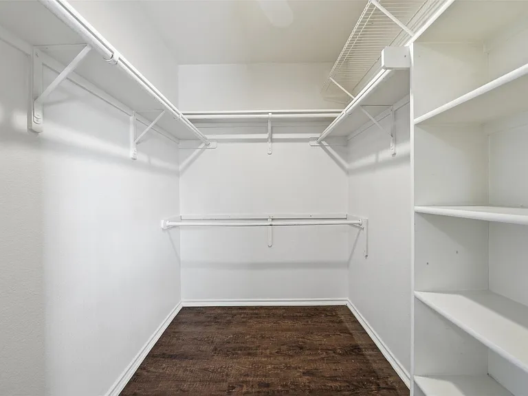 104 Carol Ave — Photo 24