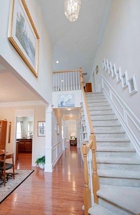 4th image of 172 Stone Manor Dr