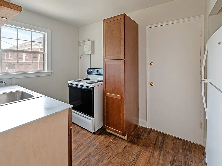 4329 Southern Pkwy #B3 — Photo 16
