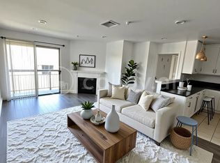 8722 Burton Way, Los Angeles, CA 90048