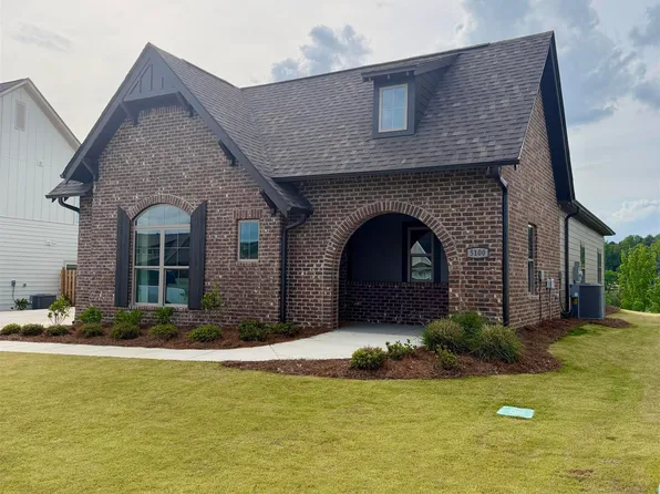 5100 Simms Rdg, Pelham, AL 35124
