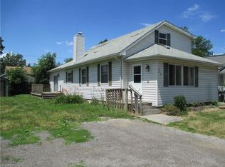 380 Woodridge Rd, Vermilion, OH 44089