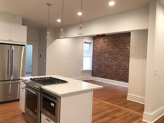 4th image of 4558 Chouteau Ave