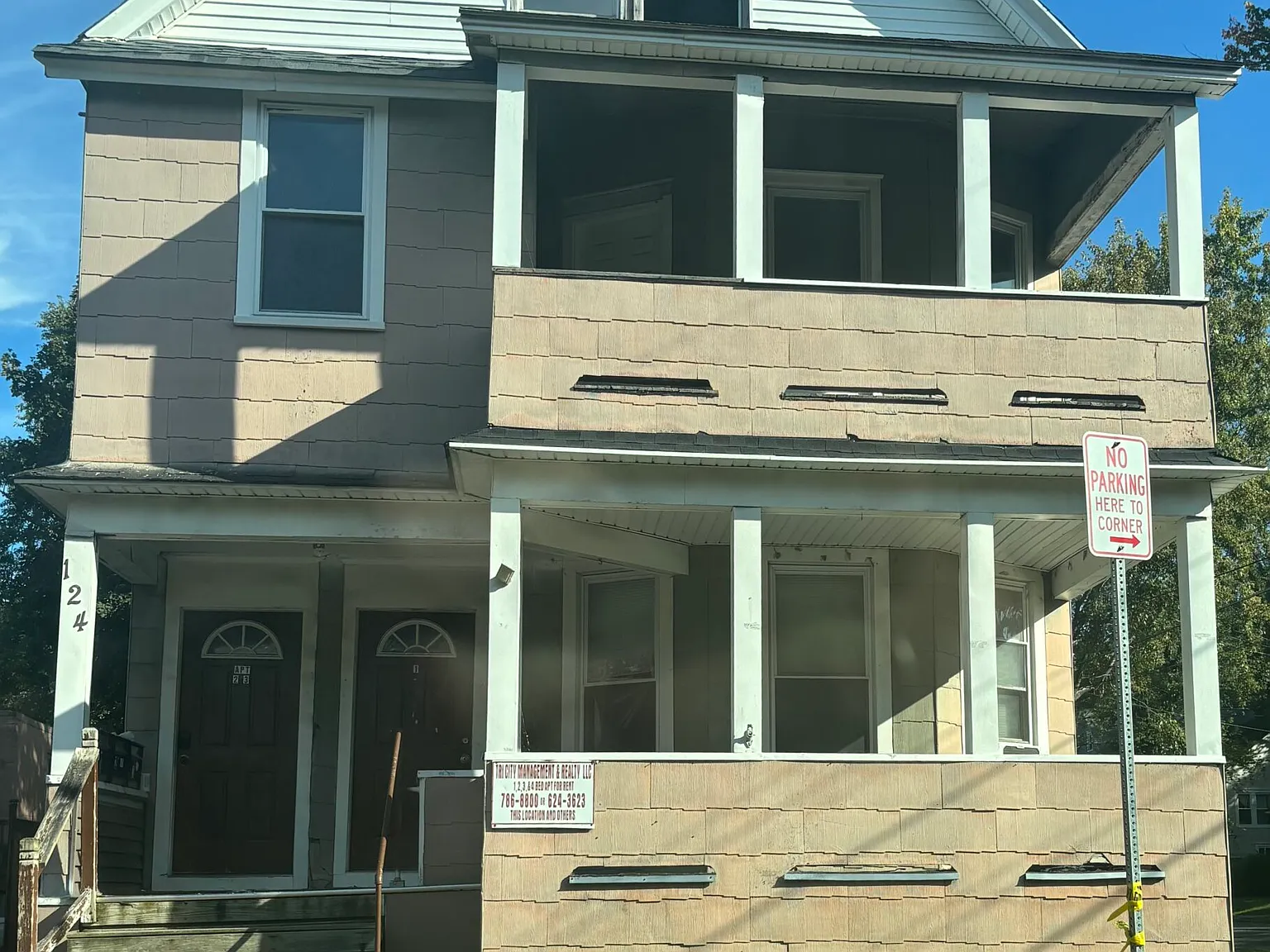 2 bed, $1,590 — Photo 1