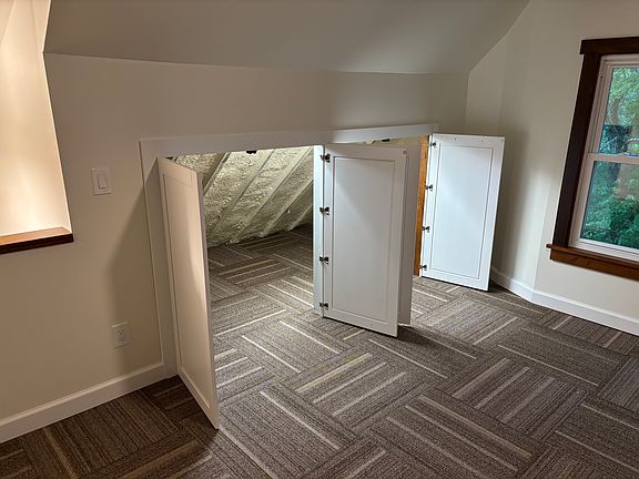 4th image of 150 Court St