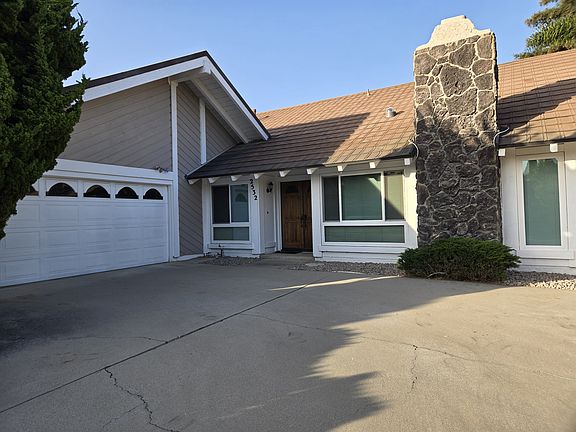 2nd image of 2532 Pepperwood Dr