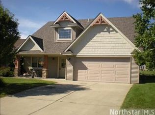 121 Cheval Dr, Sartell, MN 56377