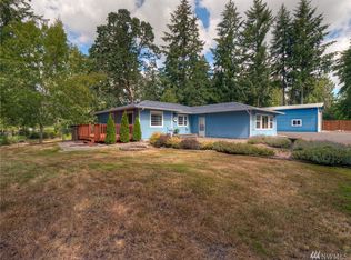 985 Tipsoo Loop N, Rainier, WA 98576