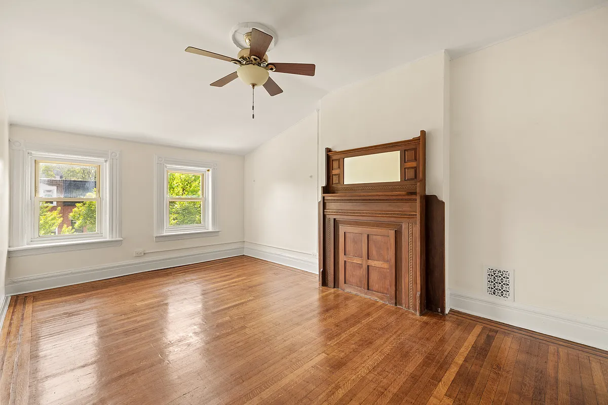 Building Photo - 529 Hancock St #TOP