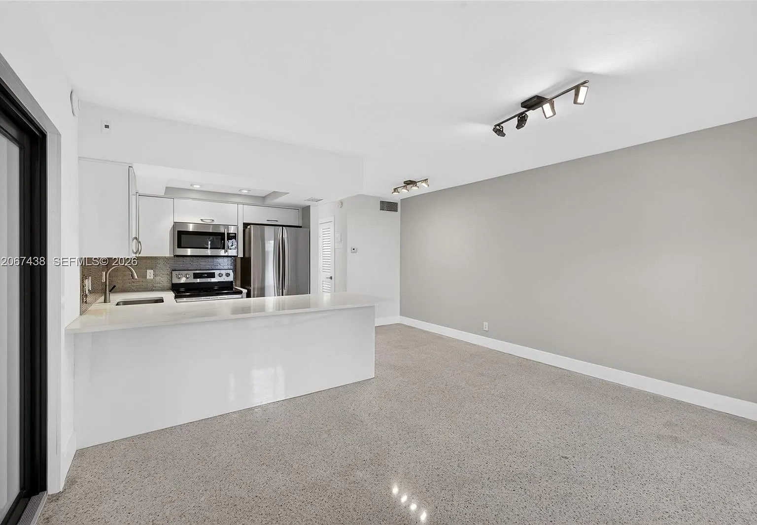 1 bed, 1.0 bath, 520 sqft, $1,850 — Photo 4