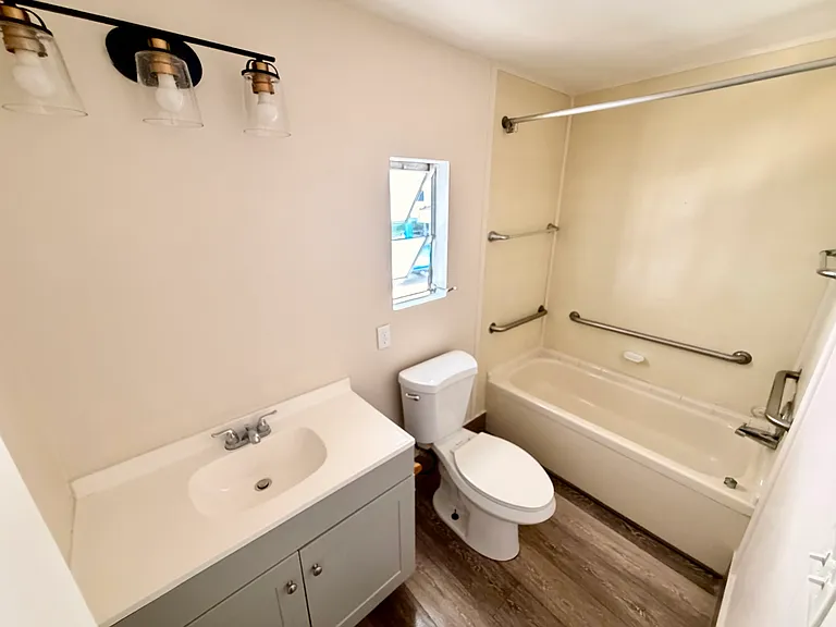 126 Linda Dr — Photo 11