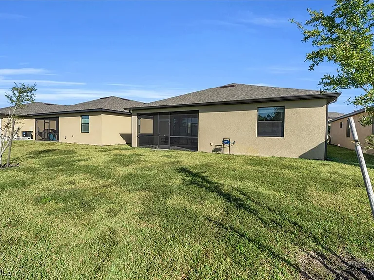 14650 Cantabria Dr — Photo 29