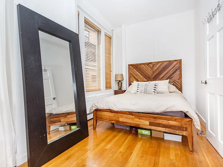 29 Fayette St #12 — Photo 9
