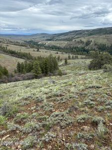 Nka Cowiche Creek Rd, Yakima, WA, 98908