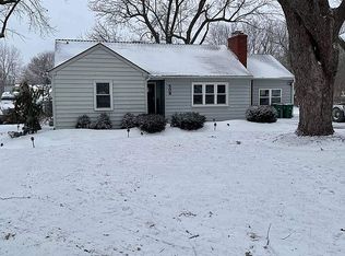 508 NW Donovan Rd, Lees Summit, MO 64063