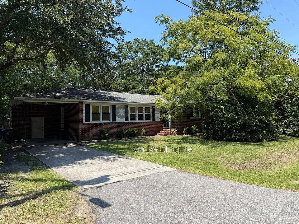 1439 Village Rd