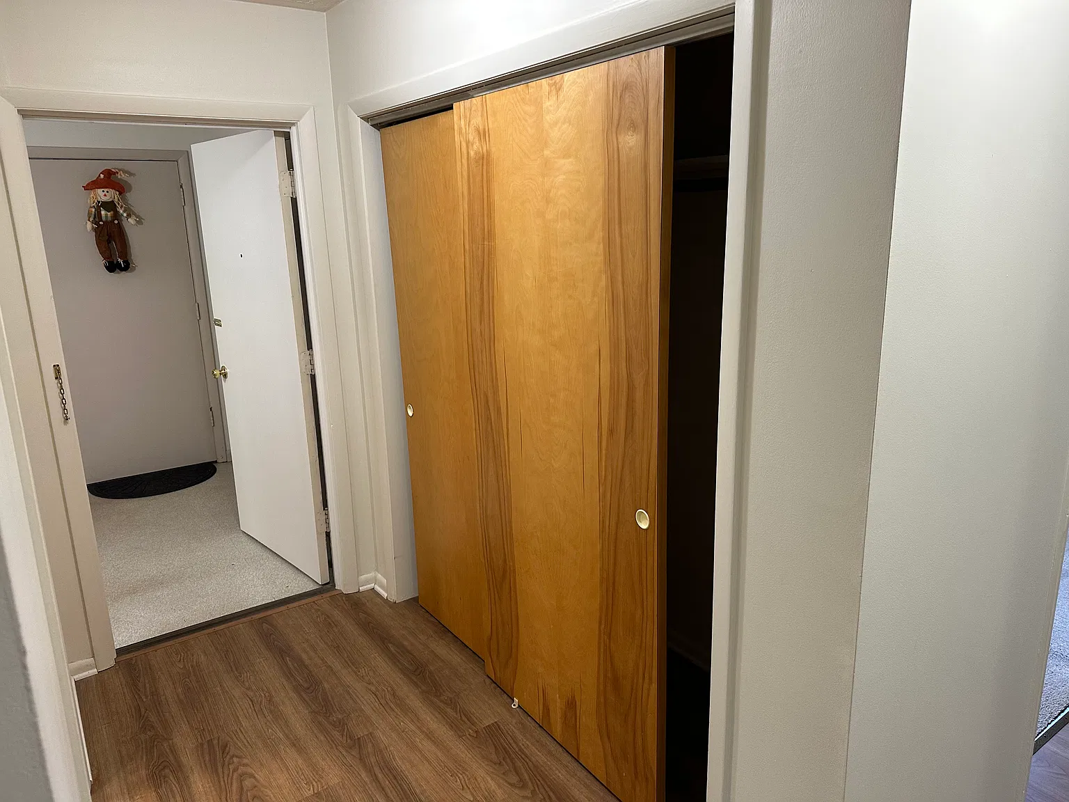 2 bed, 850 sqft, $1,100 — Photo 4