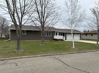 1018 7th St SW, Wadena, MN 56482