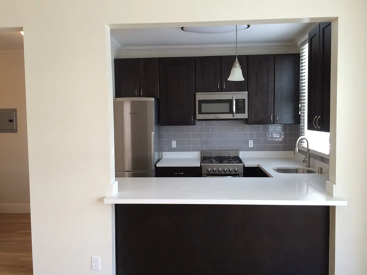 Building Photo - 254 Divisadero St #4