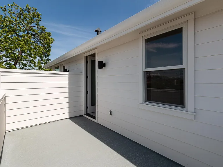 Private Deck