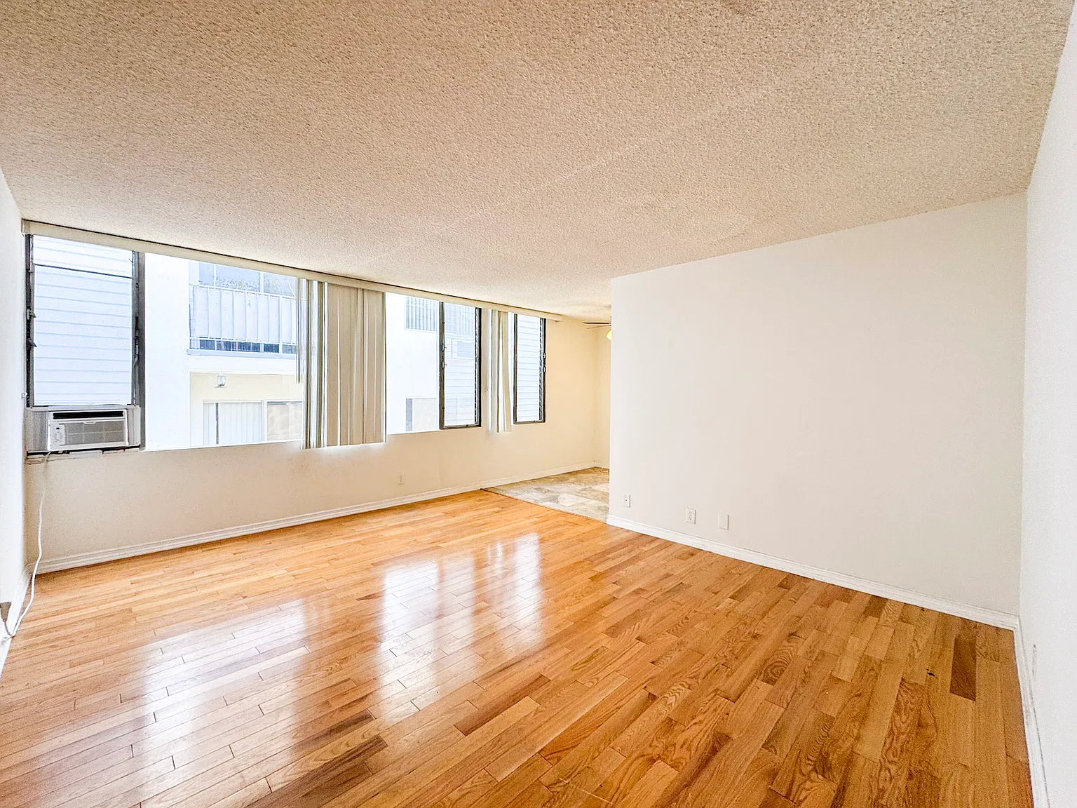 1 bed, 680 sqft, $2,700 — Photo 1