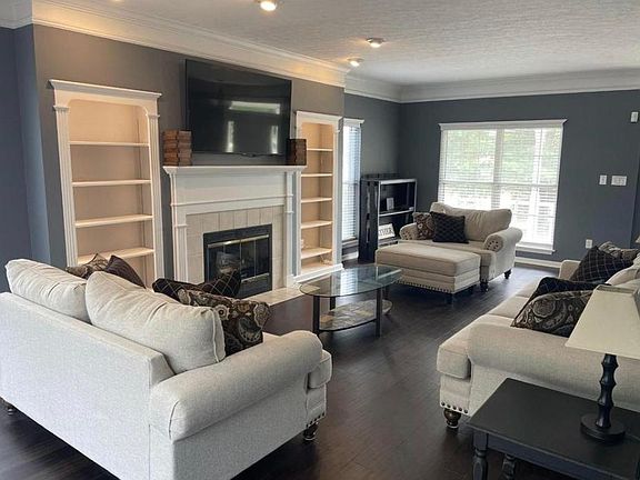 2nd image of 2809 Harvest Ln