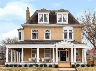 5138 Washington Pl, Saint Louis, MO 63108