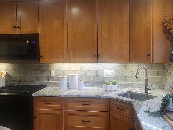 3rd image of 774 Princeton Pl #1