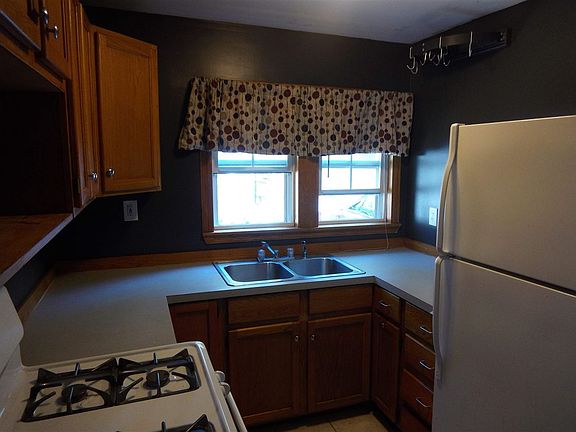 3rd image of 273 Coolidge Dr