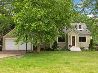 2880 Edgerton St, Little Canada, MN 55117