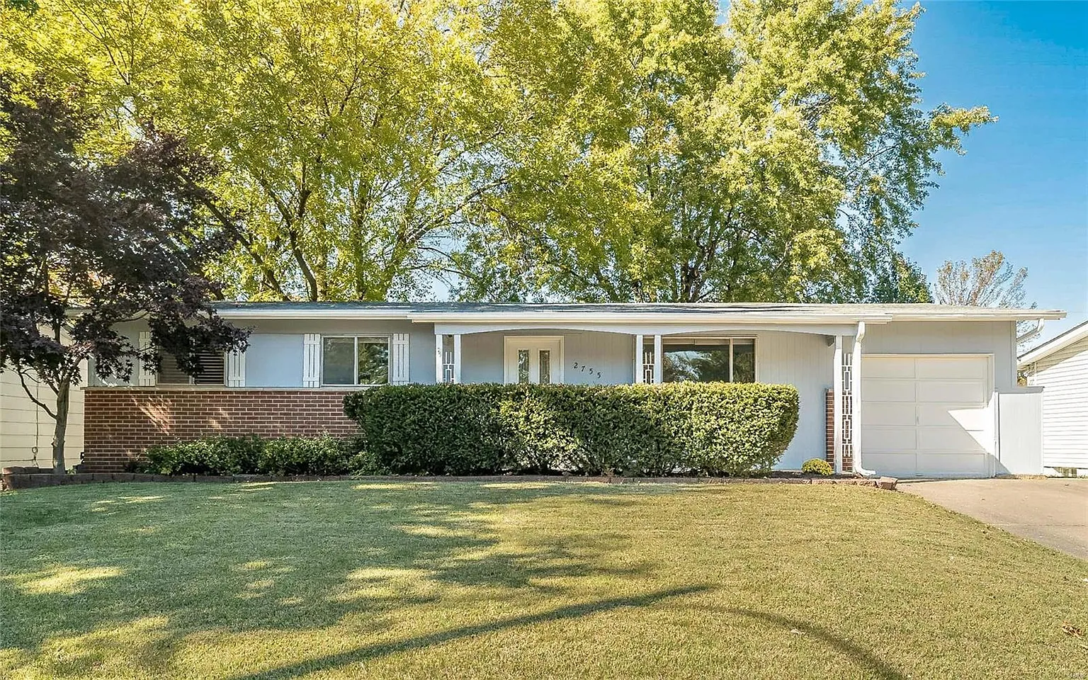 2755 Patterson Rd photo 1