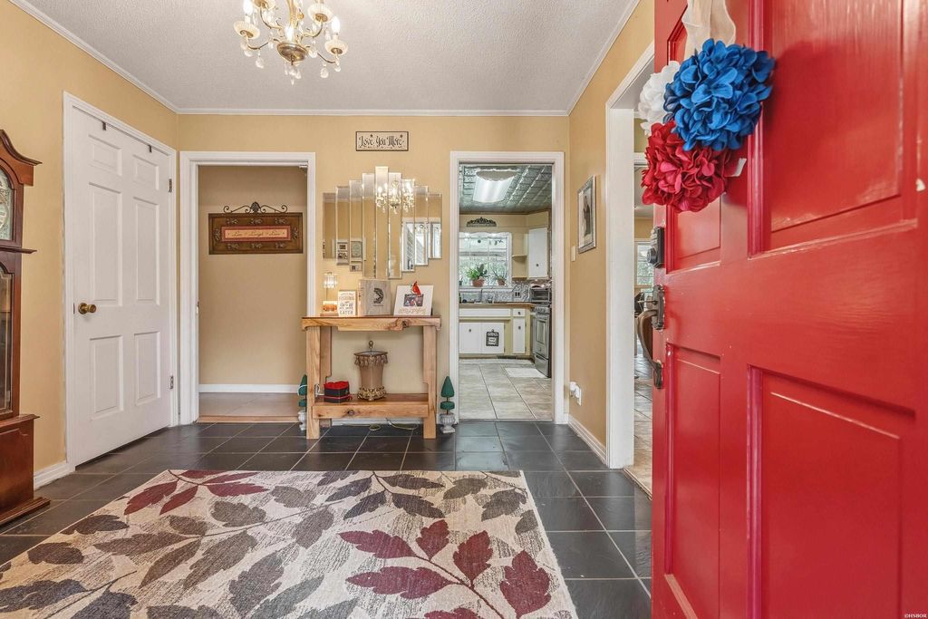611 Ridgeview St, Hot Springs, AR - View 2