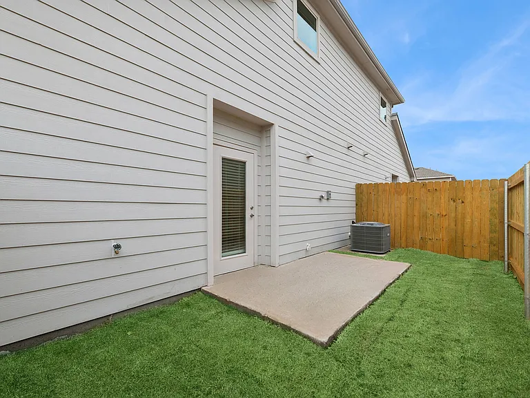 Cottages at Lindsey Place — Photo 13