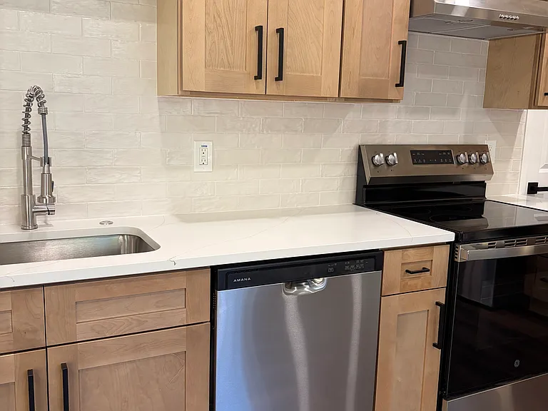 Mountain Trail Townhomes — Photo 12