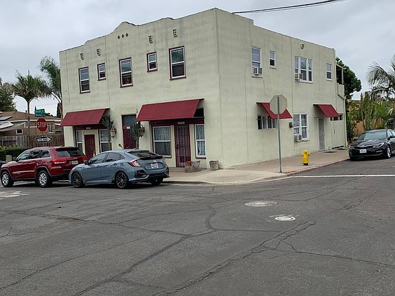 5th image of 3345 Dwight St #3