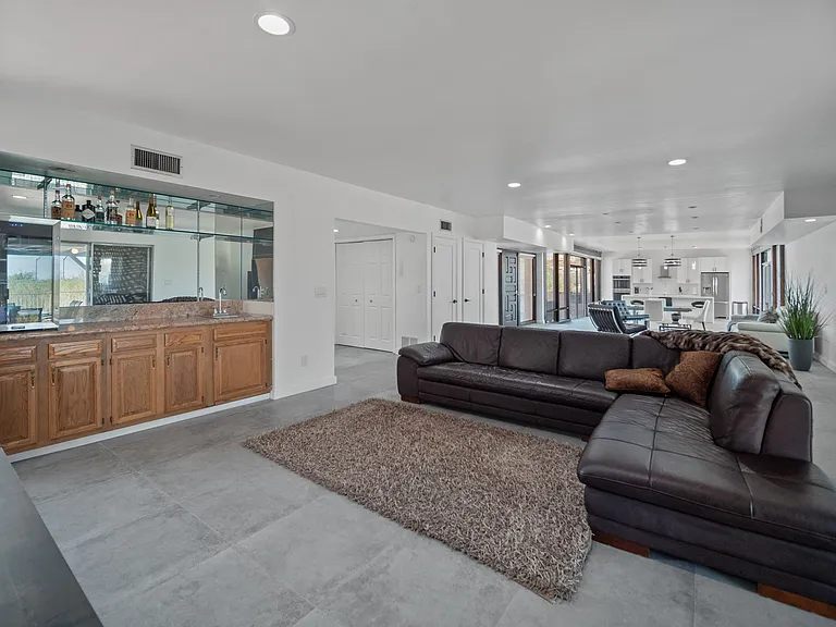 5798 E Paseo Cimarron — Photo 18